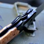 II. jakost - Lovecký zavírací damaškový nůž Dellinger Hunter Poplar Burl