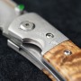 Lovecký zavírací damaškový nůž Dellinger Scorpion Maple Burl-Wood Flipper