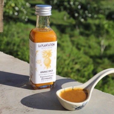 La Plantation Spicy Pineapple - originální chilli omáčka z Kambodži 100ml