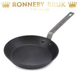 Pánev litinová 24 cm grilovací s kovanou rukojetí Ronneby Bruk 162400